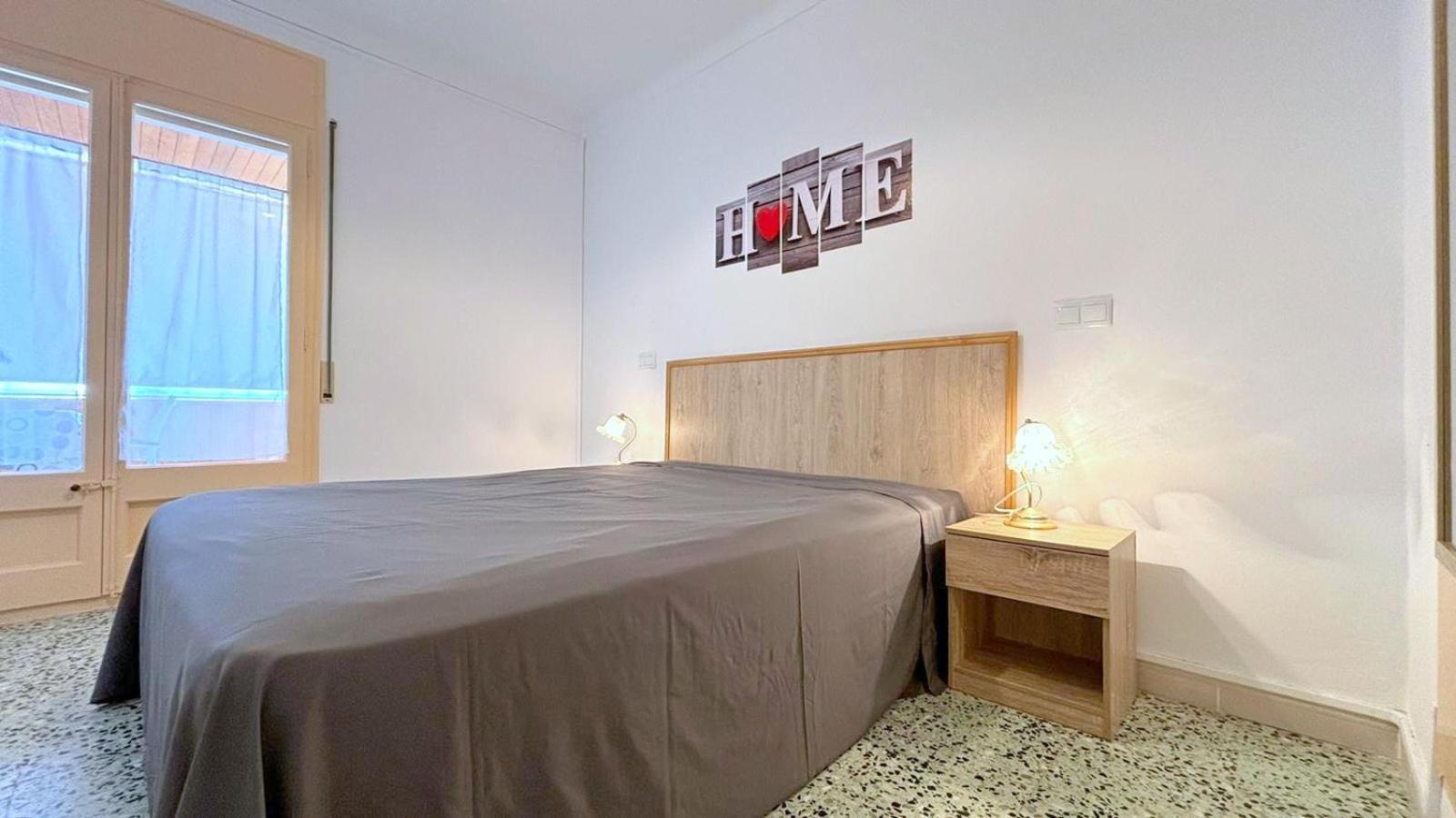 Cap Llarg Apartment Roses Ngoại thất bức ảnh