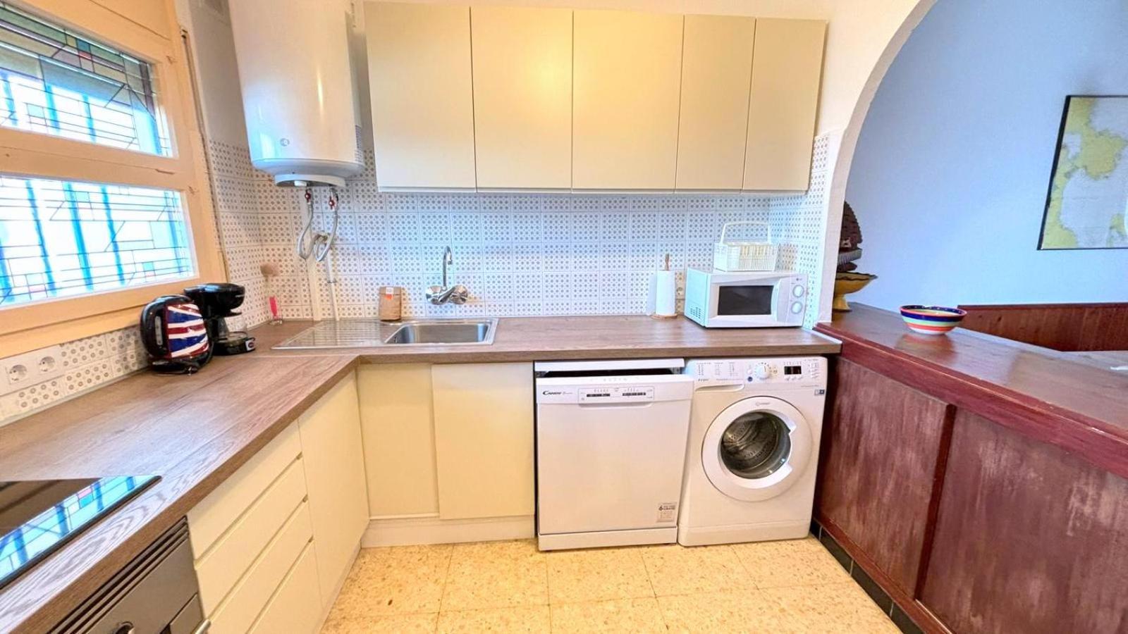 Cap Llarg Apartment Roses Ngoại thất bức ảnh