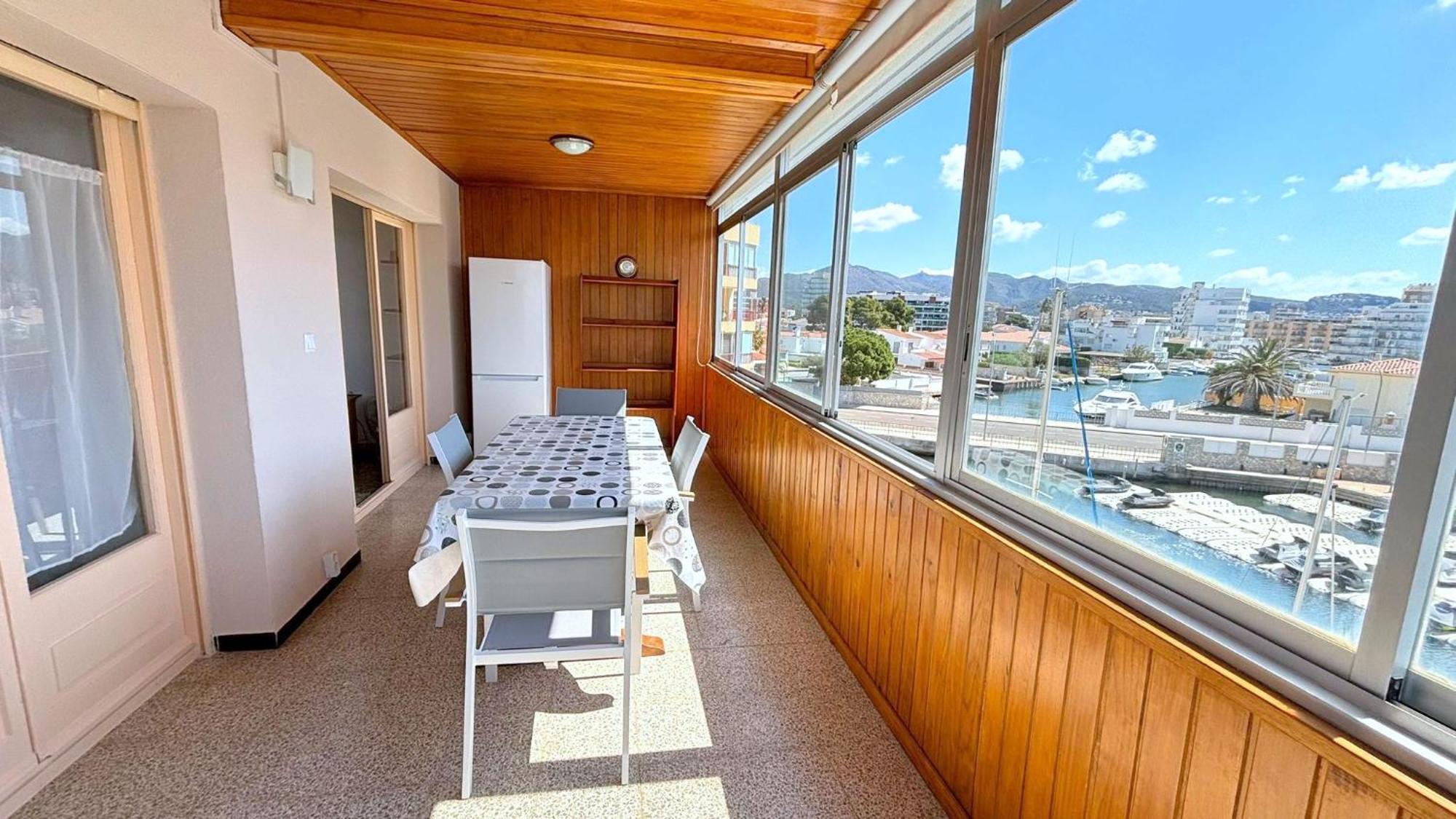 Cap Llarg Apartment Roses Ngoại thất bức ảnh